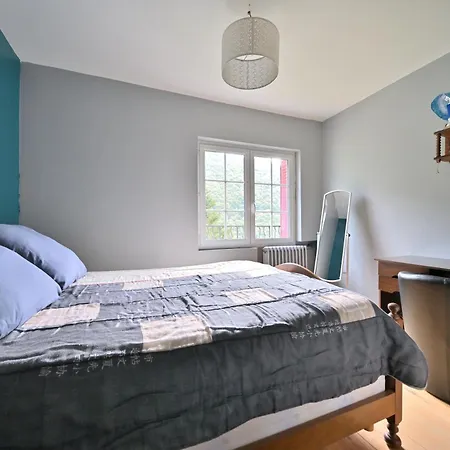 Pays De L'ours - Pyrenees *