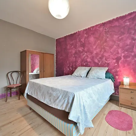 Pays De L'ours - Pyrenees Ferienhaus Melles