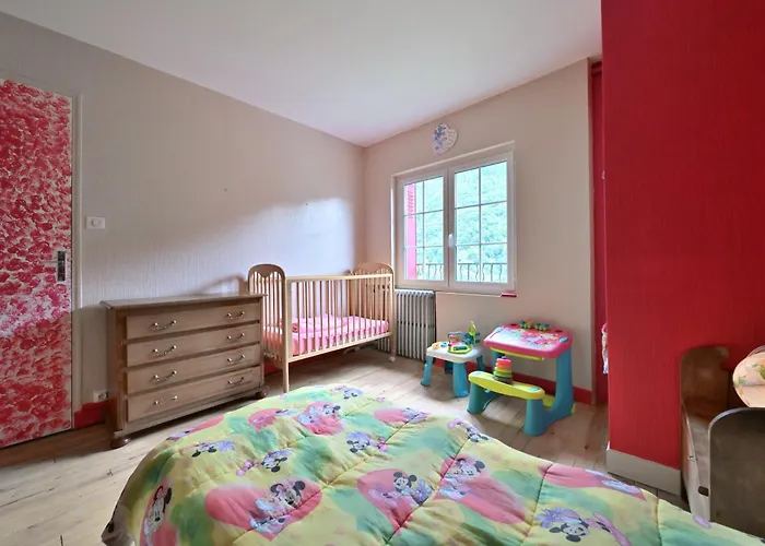 Hébergement de vacances Pays De L'ours - Pyrénées *