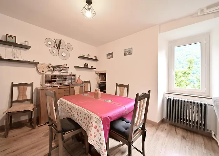 Pays De L'ours - Pyrénées Melles